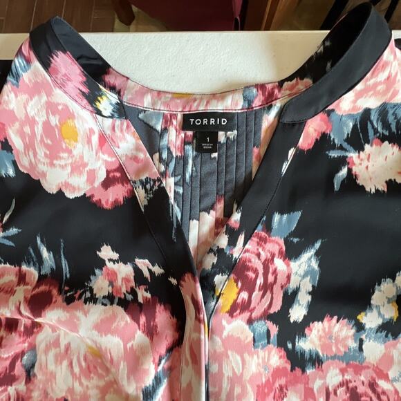 Torrid Women's Plus Size 1 Blouse Top Long Sleeve Multicolor Floral V Neck Silky - Picture 6 of 11